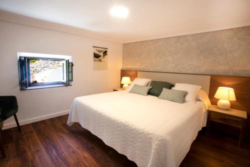 Las Dos Peñas Las Dos Peñas