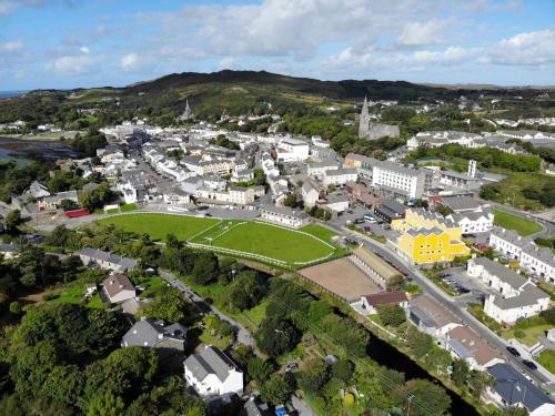 酒店外观, 1 An tSean Scoil, Clifden in 克利夫登
