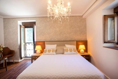 Las Dos Peñas Las Dos Peñas