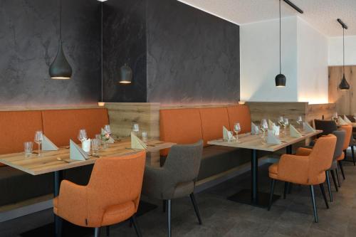 餐廳, Land-gut-酒店 -  zur Post (Land-gut-Hotel zur Post) in 阿爾特納爾