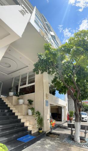 Nắng Vàng Nha Trang Hotel