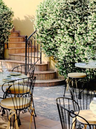 470037730 Hôtel La Pérouse Nice Baie des Anges