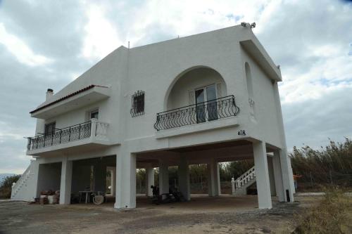 Family Sea Summer House at Eretria