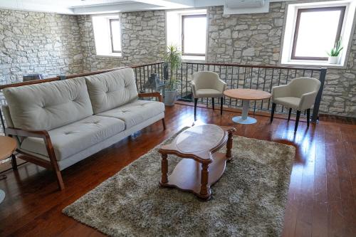 設施, Rito Hall da Serra in 莫斯港