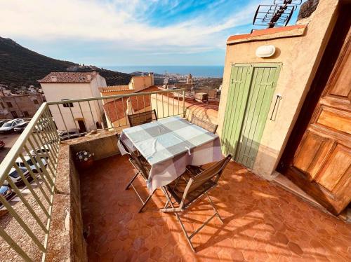 Appartement de 2 chambres avec terrasse amenagee et wifi a Santa Reparata Di Balagna a 5 km de la plage