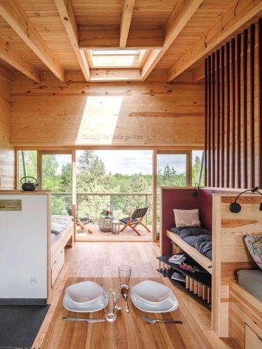 Bird Lodge for 6 guests, 50 m from the lake, sauna, hot tube in Wielki Gleboczek
