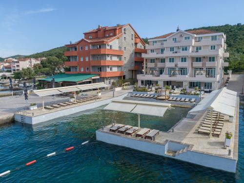 Apartments Adeona - image 10
