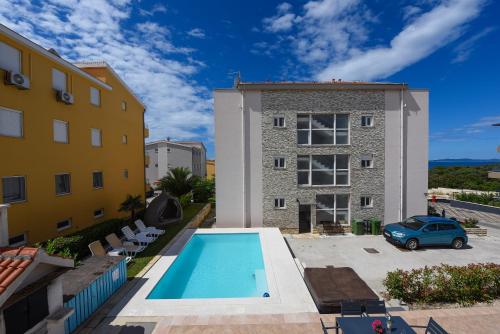 Skats, Sunset Beach Suites in Kozino