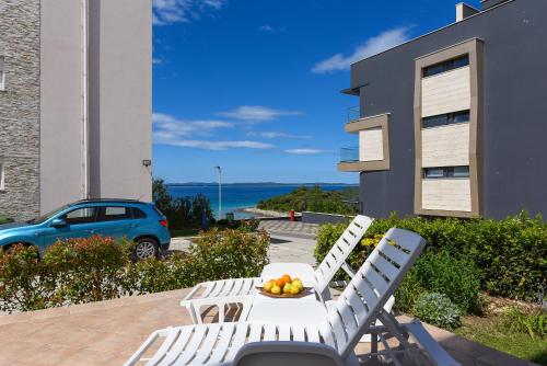 Sunset Beach Suites in Kozino