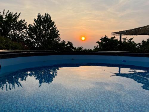 Skats, Spacious Langhe Vacation Family House With Large Garden - Nocciolina in Bonvicino