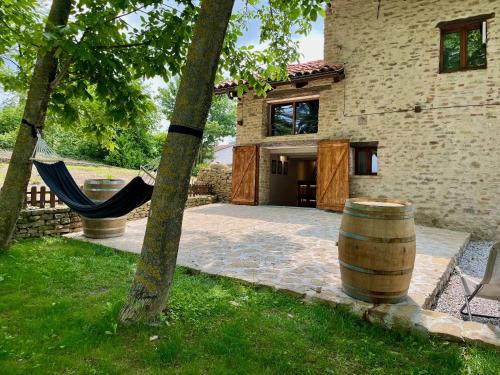 Spacious Langhe Vacation Family House With Large Garden - Nocciolina