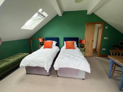 Stunning 1-Bed in Bruton Somerset stunning views
