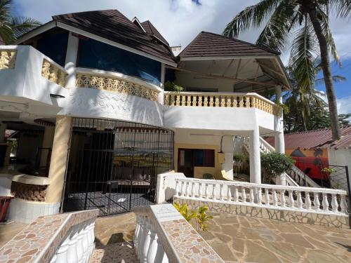 Charming and Remarkable 1 Bed Villa in Diani Beach