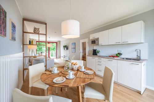 Ferien Appartement auf Schloss Ranzow - Rügen No3 mit Ostseeblick - image 7