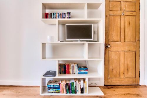 Pass the Keys Modern 3 Bed Flat on the Historic Royal Mile, Édimbourg (photo 8)