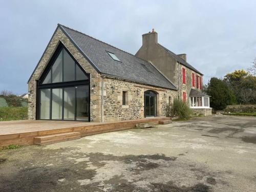 Belle maison de campagne d'architecte, pétanque et rando, plages à 5 min !