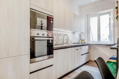 BBHOME History and design apartment in Testaccio district, Roma (foto 8)