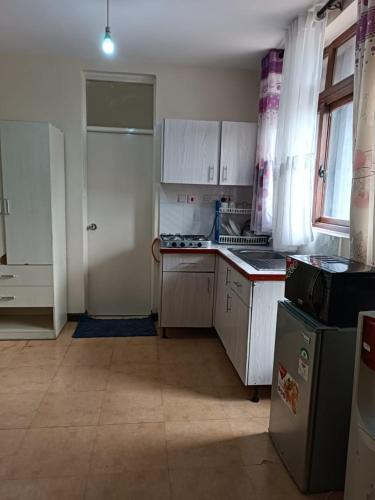 Cocina, Lux Suites kipande Studio Apartments in Central Business District