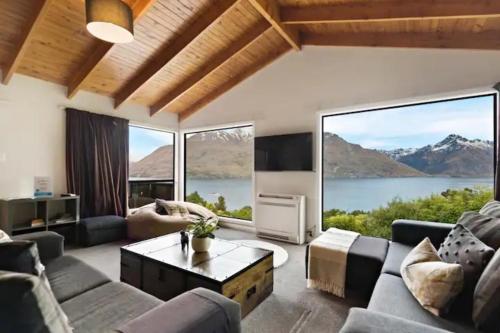 The Alpine - Queenstown Holiday Home — other in McKerrow Place Sunshine Bay, Queenstown, 9300, New Zealand