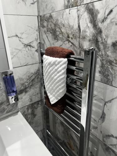 Feathers Suite - image 4