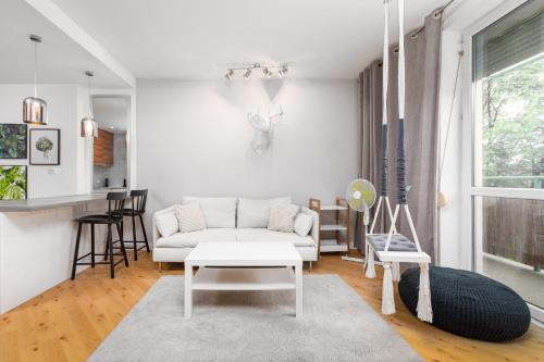 Przanowskiego 32 by Homeprime, Varšava