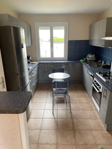 Maison de plein pied, 80m2, 2 ch., jardin clos in 屈伊伯龍