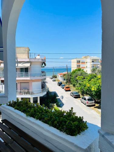 Amalia Apartment White Balkon Sea