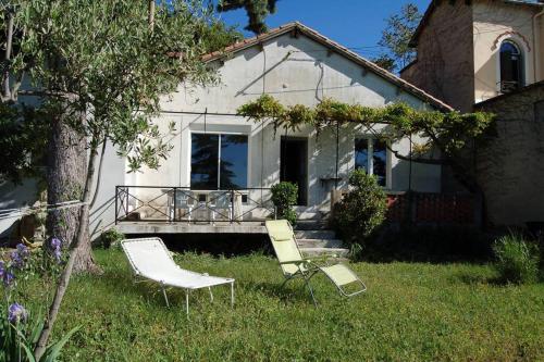 Maison climatisée pour 4 pers a 5min d'Avignon - Location saisonnière - Villeneuve-lès-Avignon