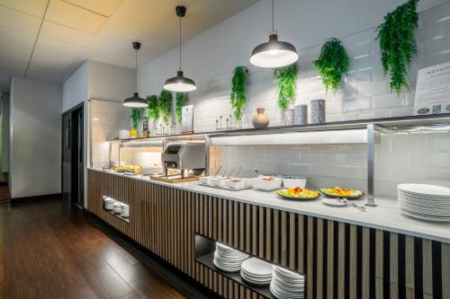 Novotel Glasgow Centre - image 2