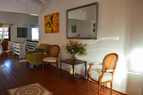 Entrance, The Milligan Guest House in Kingstown
