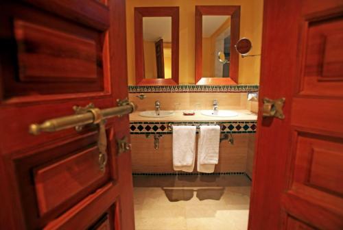 Rose Aqua Park Hotel Room Type - One Bedroom Suite