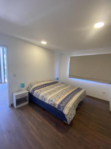 One-Bedroom House image 10