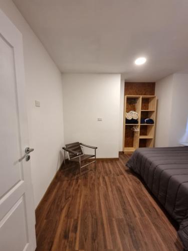 One-Bedroom House image 7