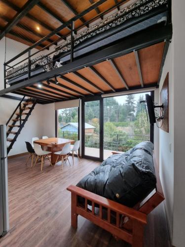 Two-Bedroom House image 3