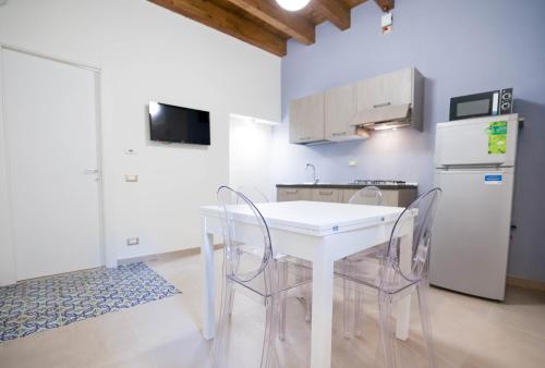 Case Ruggieri Apartments - Don Leonardo in Gratteri