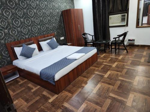 Hotel Clayton Near IGI Airport Delhi