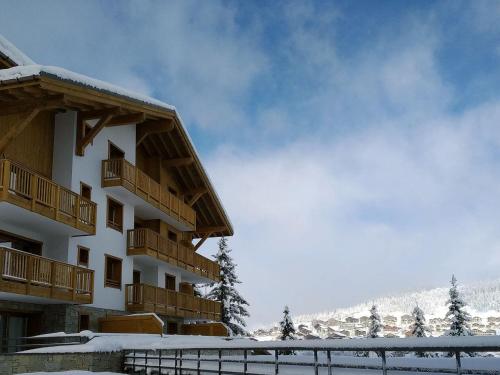 Appartement neuf 3 pieces, parking couvert, 6 pers - FR-1-293-376 in Beaufort