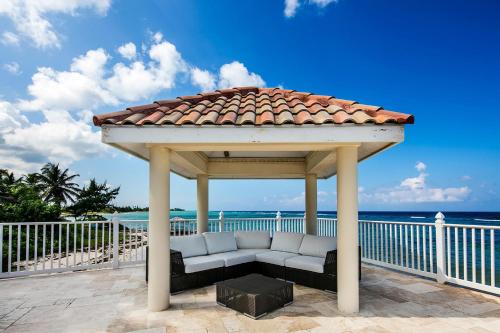 KiToCay Villa by Grand Cayman Villas & Condos in North Side