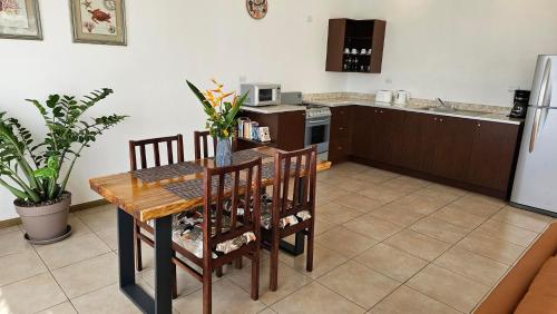 Kitchen, Supercostarica in Grecia