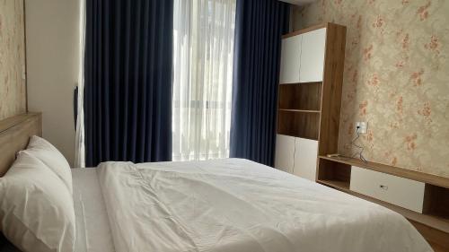 Two-Bedroom Apartment image 8