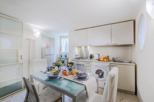 Casta Dama Apartment - image 2