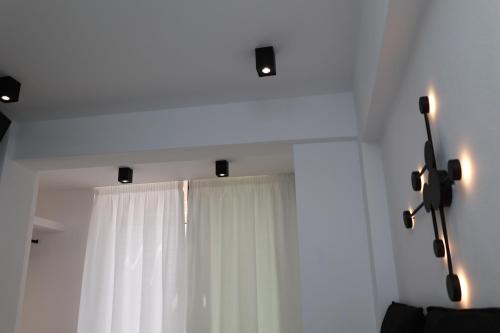 Paris-Irini Studios And Apartments