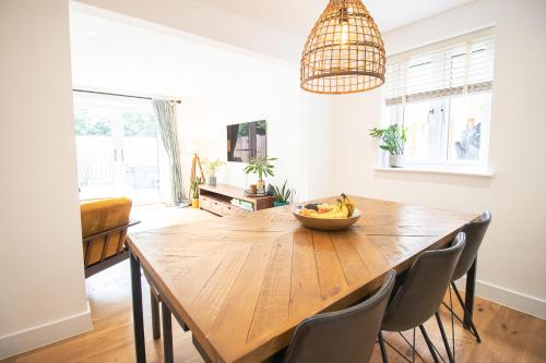 Facilities, Huckleberry - Premium, Hot Tub, x2 Parking, Farm Shop Next door, Private Cornish Lane in Colan