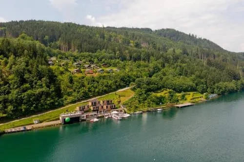 Klimatisierte Familienchalets am Millstätter See in Rothenthurn, Österreich