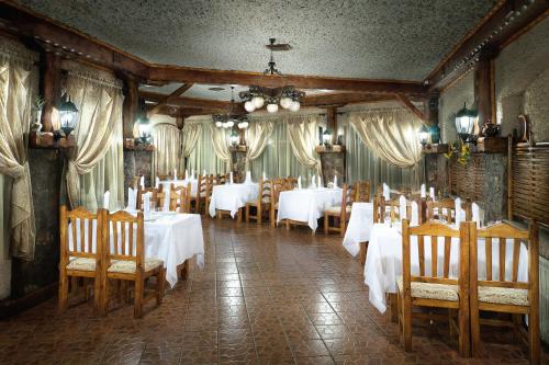 Restaurant, Hotel Edem in Karagandy