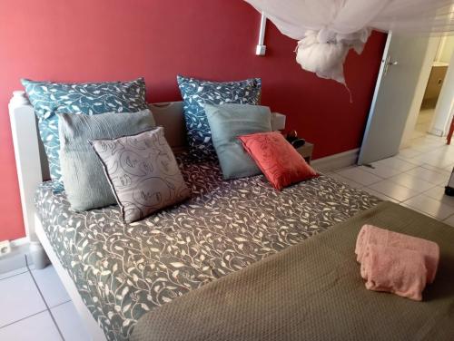APPARTEMENT 2 CHAMBRES A POINTE A PITRE in Les Abymes