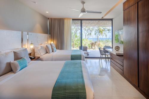 The Club at Solaz Luxury Villas in San José del Cabo, Mexico