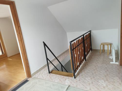 Flóra House (Flora House) in Kőröshegy