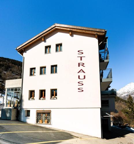 Kulinarik & Geniesser Hôtel STRAUSS in Fiesch, Schweiz