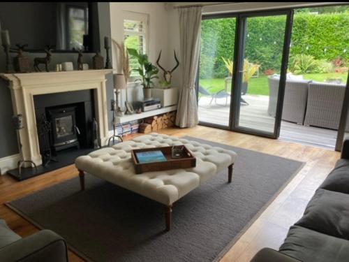 מתקני המלון, Woodside in ארונדל